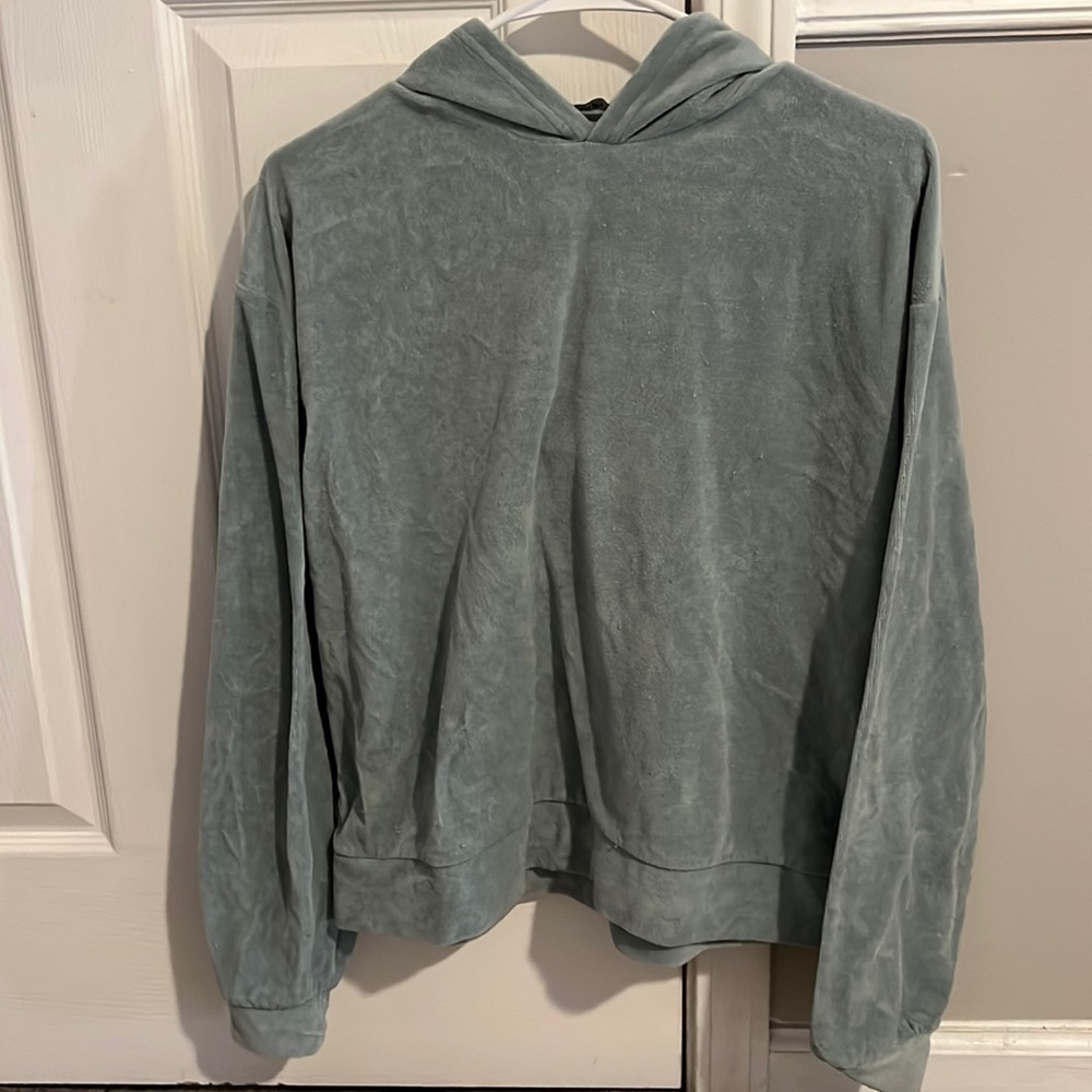 Boohoo sweater